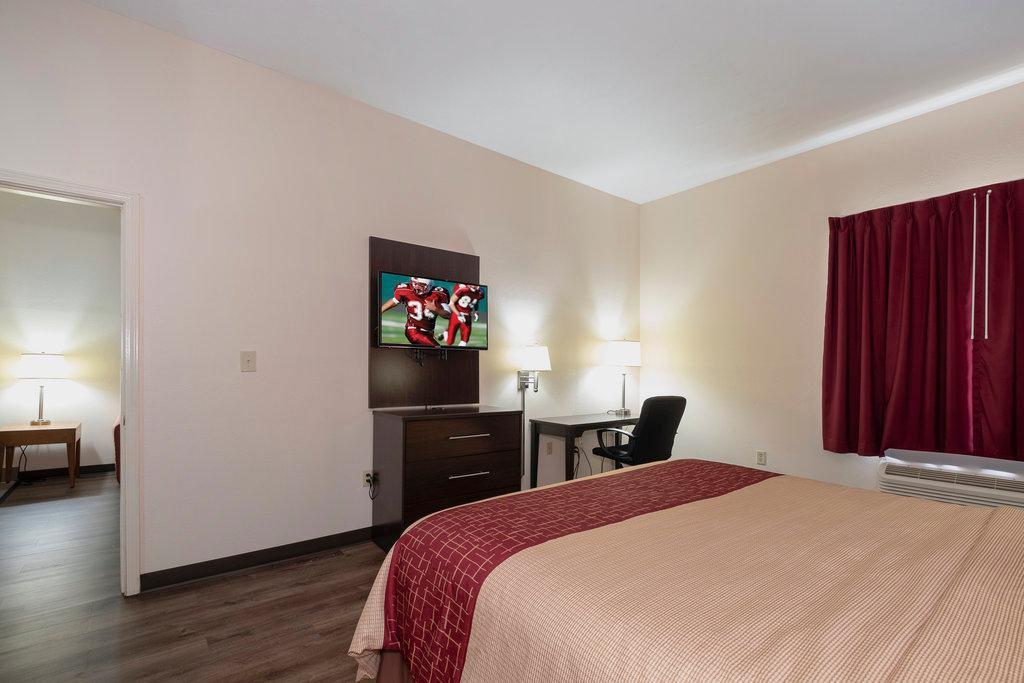 Rodeway Inn Brandon Dış mekan fotoğraf