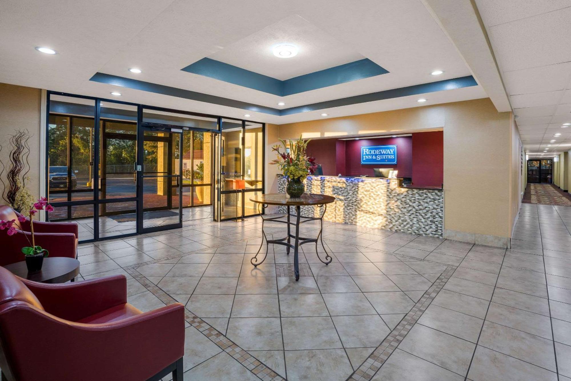 Rodeway Inn Brandon Dış mekan fotoğraf
